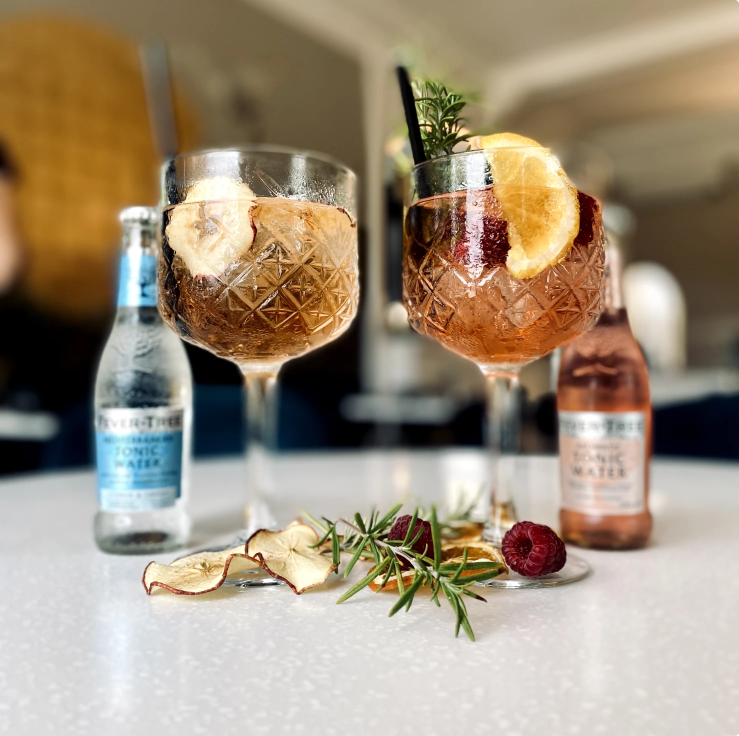 Bar and Lounge